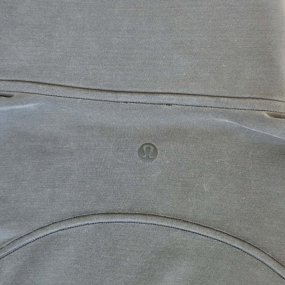 LULULEMON Half-Zip Pullover - Picture 5 of 10